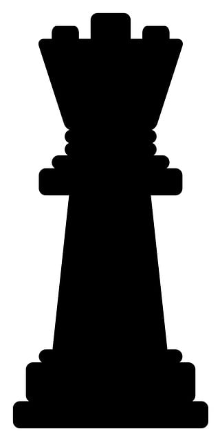 Pixabayのチェスのクイーン駒のシルエットイラスト、黒一色